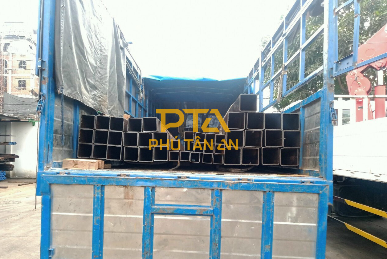 Thép vuông 250x250